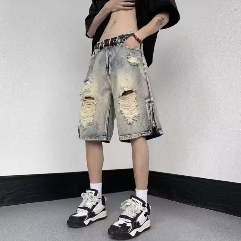 Five point hole beggar jeans shorts man